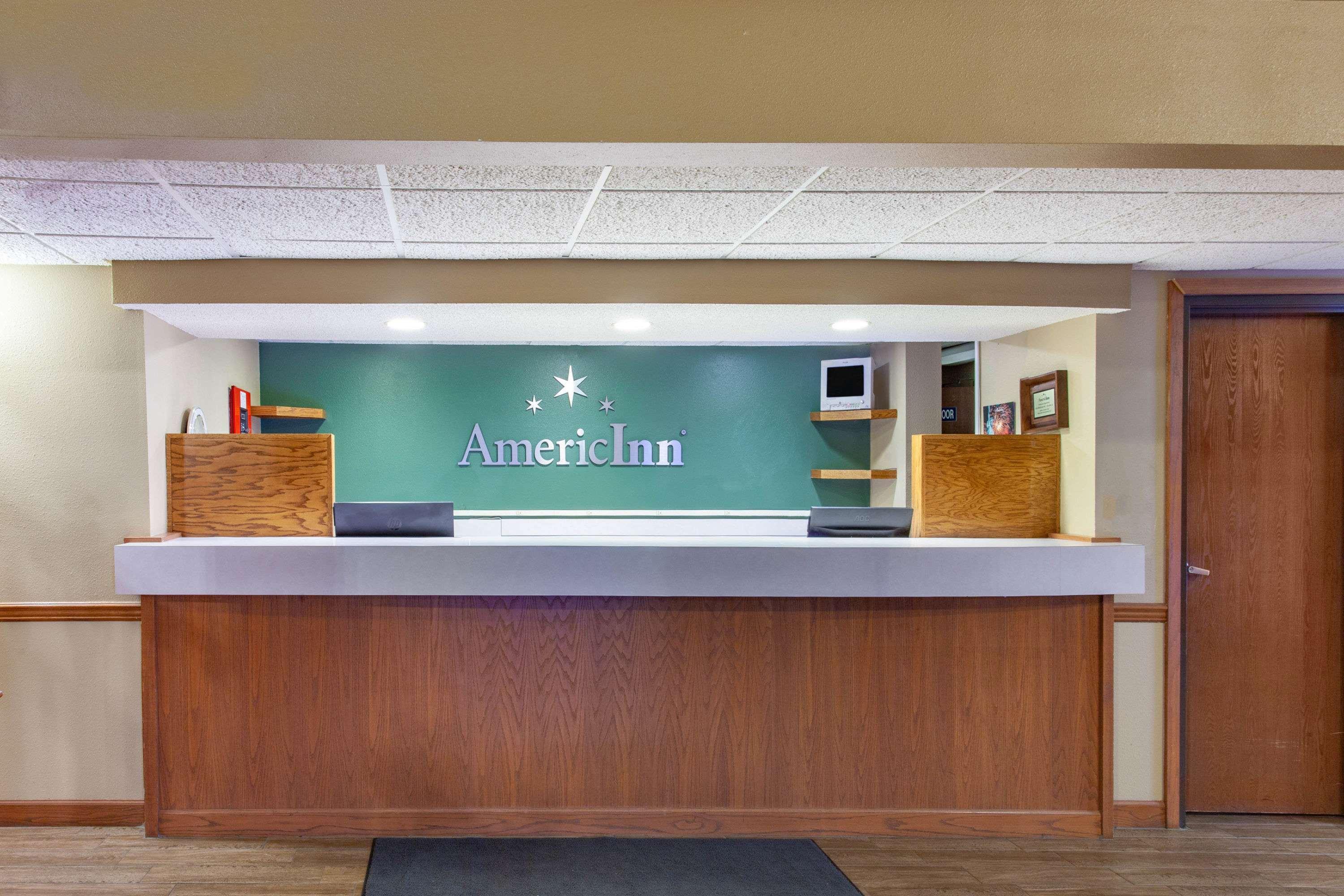 Americinn By Wyndham Hutchinson Extérieur photo