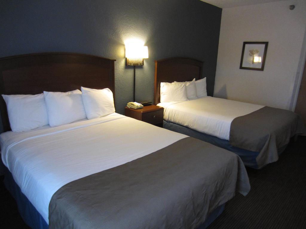 Americinn By Wyndham Hutchinson Chambre photo