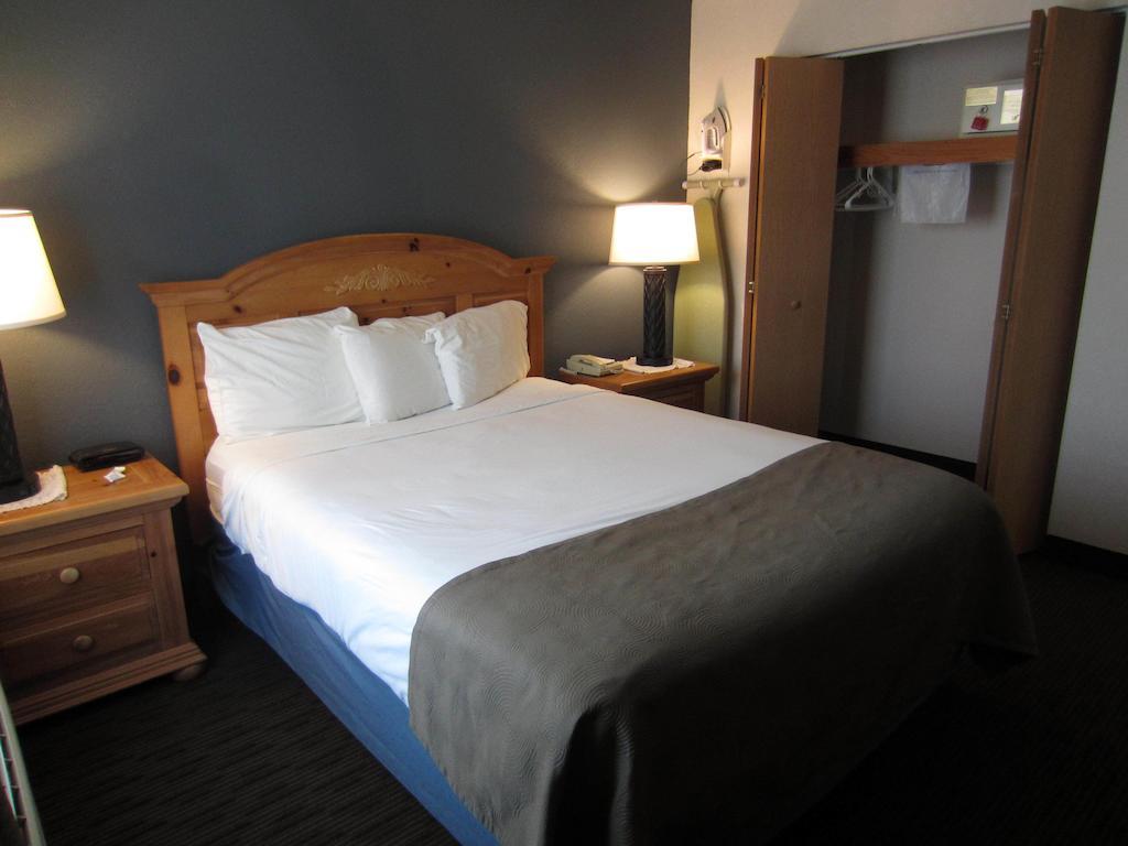 Americinn By Wyndham Hutchinson Chambre photo