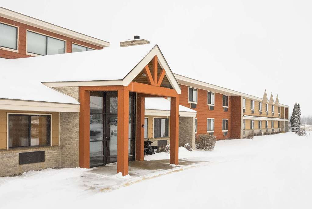 Americinn By Wyndham Hutchinson Extérieur photo