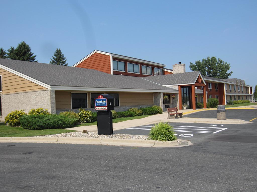 Americinn By Wyndham Hutchinson Extérieur photo